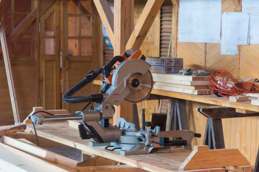 Best Miter Saw For Furniture Making