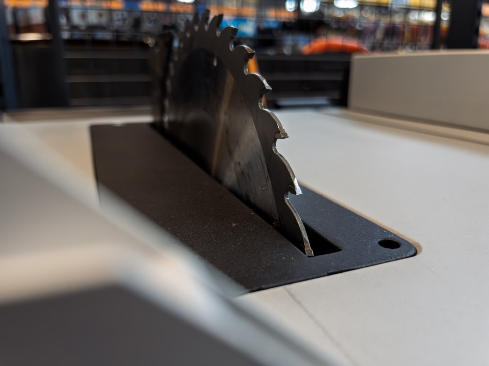 How to Use a Portable Table Saw