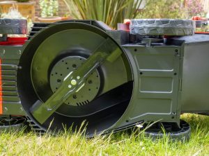 Best Lawn Mower Blades for Tall Grass