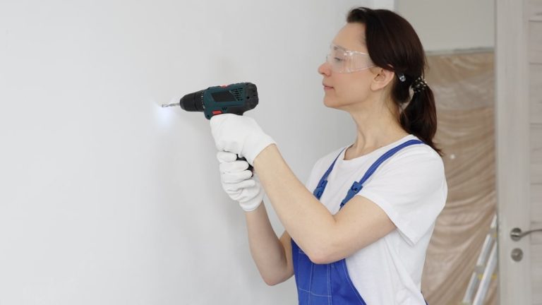 Best Cordless Drill for Women